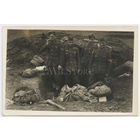 Солдаты Вермахта у входа в блиндаж