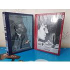 ОСИП МАНДЕЛЬШТАМ. СТИХОТВОРЕНИЯ. ЦВЕТНЫЕ ИЛЛЮСТРАЦИИ. А. АХМАТОВА.  ЛИРИКА. ПОЭМЫ: "РЕКВИЕМ", "ПОЭМА БЕЗ ГЕРОЯ". ПРИМЕЧАНИЯ. ХУДОЖНИКИ ВАРВАРА И АННА КЕНДЕЛЬ. ТКАНЕВЫЙ ПЕРЕПЛЁТ. ОТПЕЧАТАНО В ЛАТВИИ.