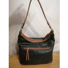 Удобная сумочка темно-коричневого цвета.