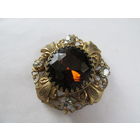 БРОШЬ ВИНТАЖНАЯ КРУПНАЯ С КРУПНЫМ КАМНЕМ.