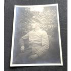 Фотооткрытка 1 Мировая война / Немецкий лейтенант / Полевая форма (Feldgrau) фуражка (Feldmutze), поясной ремень с пряжкой