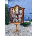 Винтажная Настенная Подвесная Витринка, ДУБ, Holland, ХХ век.