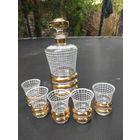 Графин и рюмки