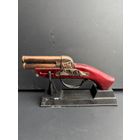 Винтажная сувенирная зажигалка