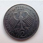 1985 г. 2 марки. J