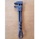 СТАРЫЙ, РАЗВОДНОЙ КЛЮЧ.