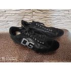 Кроссовки Dolce&Gabbana на 38 р, оригинал. Спорт ши. Натуральный замш отличного качества, очень красиво сидит на ноге, удобные и практичные. Б/у, состояние хорошее, есть естественные следы использован