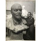 Студийное фото З.Азгура за работой. 1950-60г. 30/40см.
