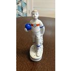 Статуэтка Фарфоровая Юный футболист . Вербилки . В/с