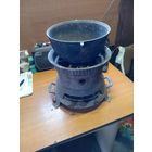 Старинный примус-керосинка с котелком