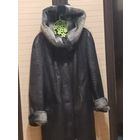 Дубленка с капюшоном