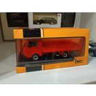 1/43 Ixo VW LT