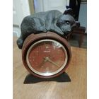 Часы  МЕДВЕДЬ на БОЧКЕ