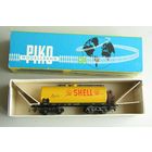 Цистерна SHELL 4-х осная с тормозной будкой  PIKO ПИКО Масштаб 1:87 HO производство 1970-х годов