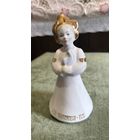 Статуэтка Девушка с голубем . Коростень
