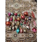 Лот ёлочных игрушек(2),32 шт с рубля