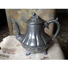 Старинный чайник Англия