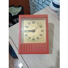 Часы настольно - настенные Янтарь СССР знак качества