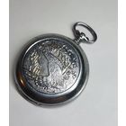 Часы На фото с рубля. Всё с рубля.