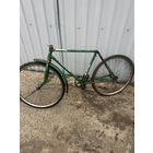 Отличная по геометрии рама на последнюю модель Вайрас-Орлёнок уже на прямой раме. По-родне педальный отлично работающий узел-нет левого шатуна.