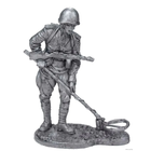 Статуэтка Рядовой сапёрных частей РККА с миноискателем