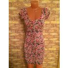 Красивое платье Bershka на 42 размер из натуральной мягкой ткани. Длина 90 см. Очень красивая расцветка. Обмен не интересует.