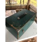 Красивый и прочный советский ящик . не"пехота"-для ВВС под цвет голубого неба! размеры по метру.