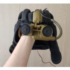 Прибор ночного видения со шлемом.