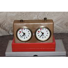 Механические, шахматные часы, рабочие, Германия, высота 8 см.