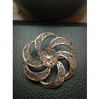Брошь. Серебро 0,925 , 10 грамм-крупная. С рубля,без мц!
