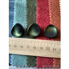 Пуговицы с перламутром,зелёные.