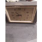 Часы кабинетные Молния.