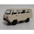 УАЗ-452В. 1/43. Автолегенды СССР.