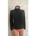 Гольф Koton черного цвета на 44-46 размер. ПОгруди 43 см, длина рукава 60 см, длина 59 см. Хорошее состояние, есть незначительные катышки.