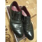 Туфли парадные 43 черные лёгкие в отличном состоянии.