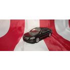 Toyota Alphard | Rastar 1/43