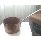 Старинная медная кастрюля