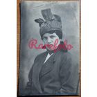 1920-е Открыточный формат Дама головной убор типажи прошлого ретро