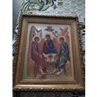 Икона троица золочение в киоте 28/22