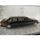 Лимузин Мерседес Бенц Mercedes Benz S500 Pullman Guard (W140) (Первый президент России Борис Ельцин) 1997 DIP 1:43