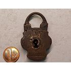 Старинный замочек Костянкинъ Рыженьковъ