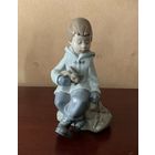 Статуэтка Мальчик с кроликом NAO by Llardo Испания винтаж