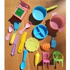 Игрушки мебель и посуда для куклы. Цена за все  !