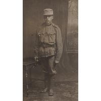 Фото ПМВ Австрийский штурмовик, штык нож ,пряга .Оригинал!