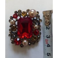 Брошь красивая винтажный стиль