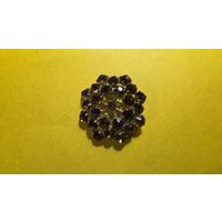 Старая брошь.