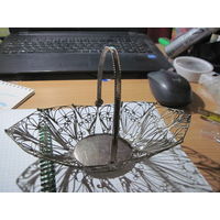 Конфетница мельхиоровая, скань.