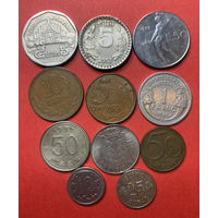 11 разных монет из 11 стран - 10