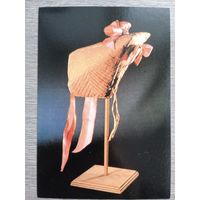 Шляпки. Муниципальный музей Hotel Sully, Франция. Издание Франции