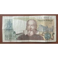Банкнота 2000 лир 1973-1983 год Италия